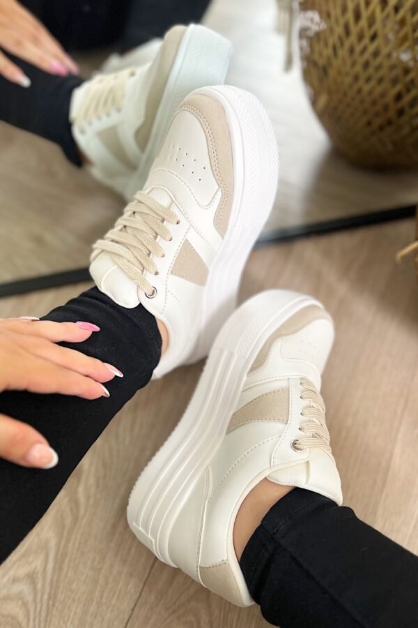 El complemento perfecto para elevar cualquier outfit.