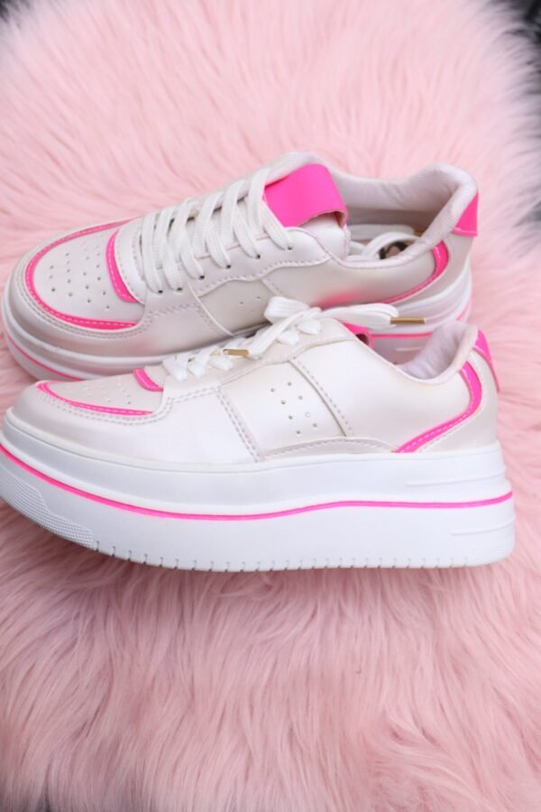TENIS KRISTEN