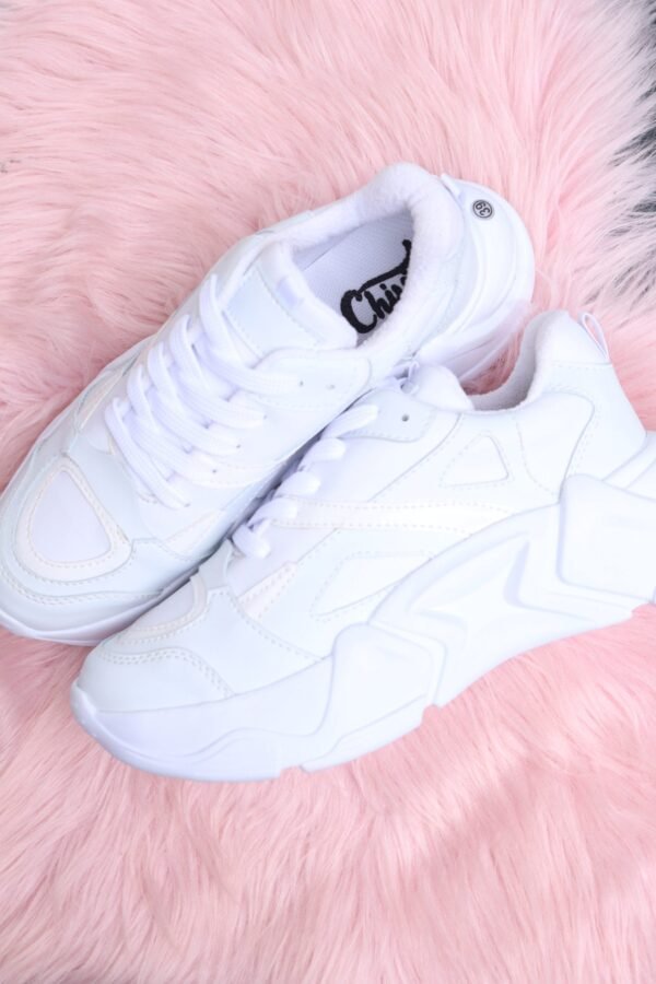 TENIS TARIK