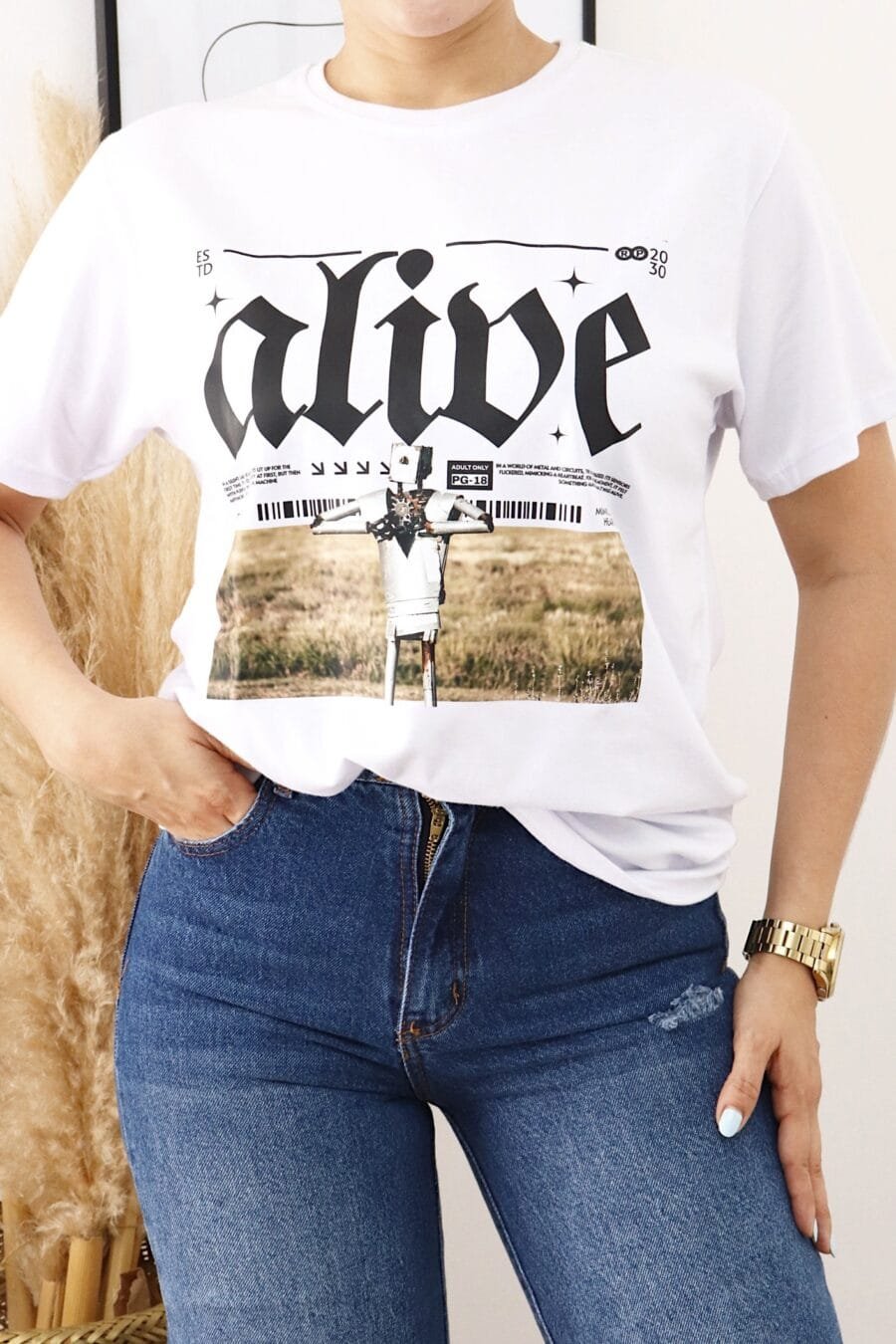 CAMISETA ALIVE