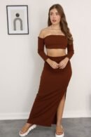Conjunto Amapola en tela rib, con crop tipo bandeja y falda larga con abertura.