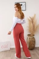 Pantalón Amelia wide leg en tela Noche de Viena con pliegue frontal.