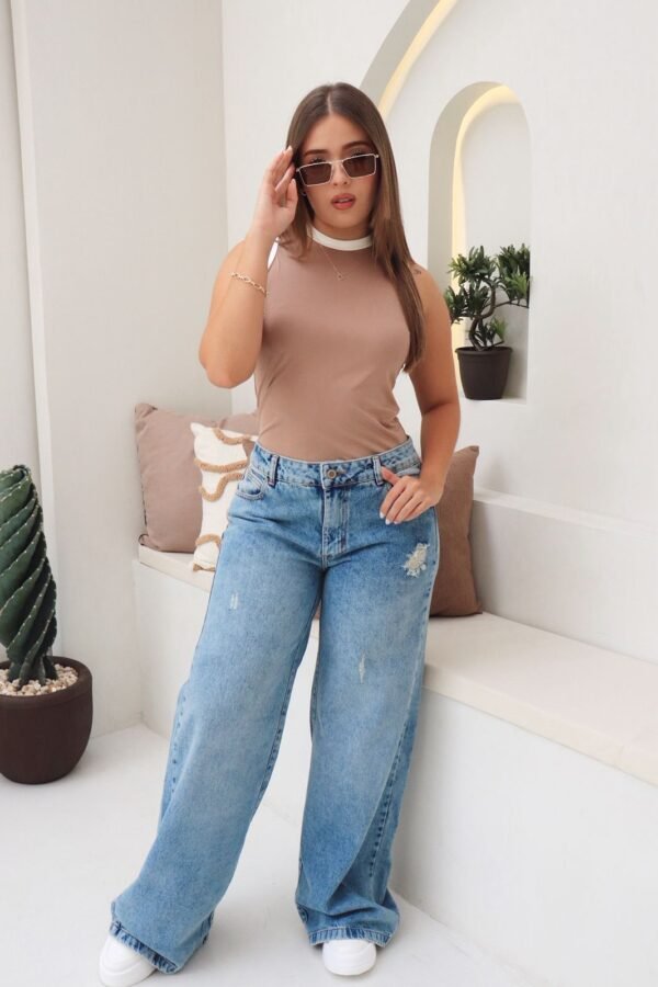 Body Lidia en acetato doble con orillos en contraste, diseño sin mangas.