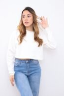 Blusa realizada en tela algodón, en variedad de tonos que te harán radiar en tu día a día.