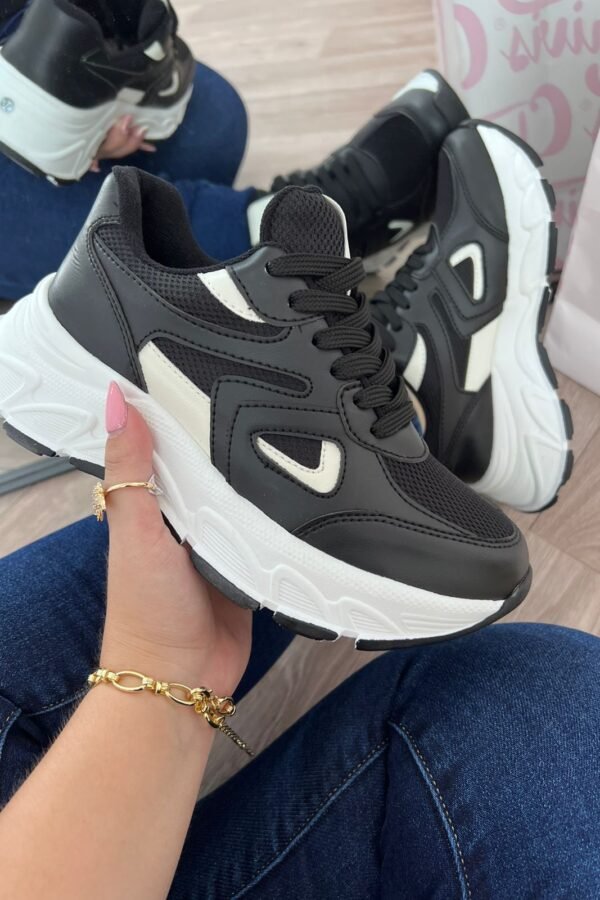 Tenis iroka. Diseño cómodo, versátil y moderno para uso diario.