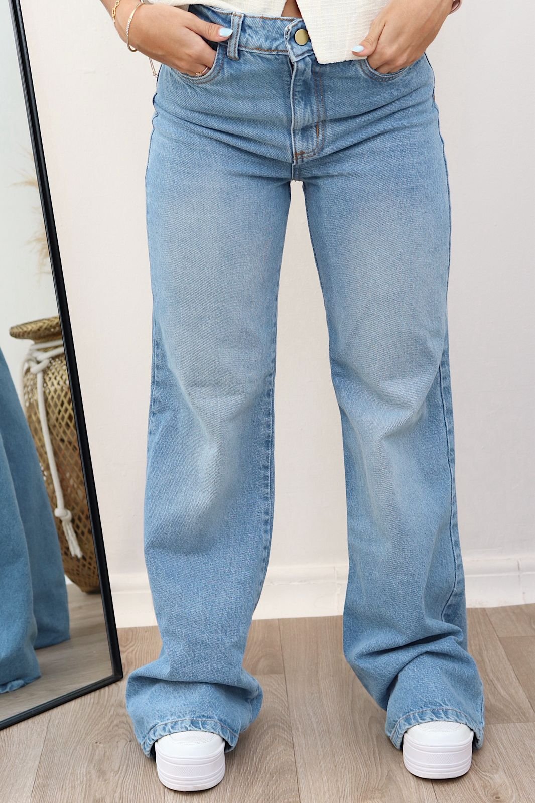 El Jean ISA es el equilibrio perfecto entre comodidad y estilo.