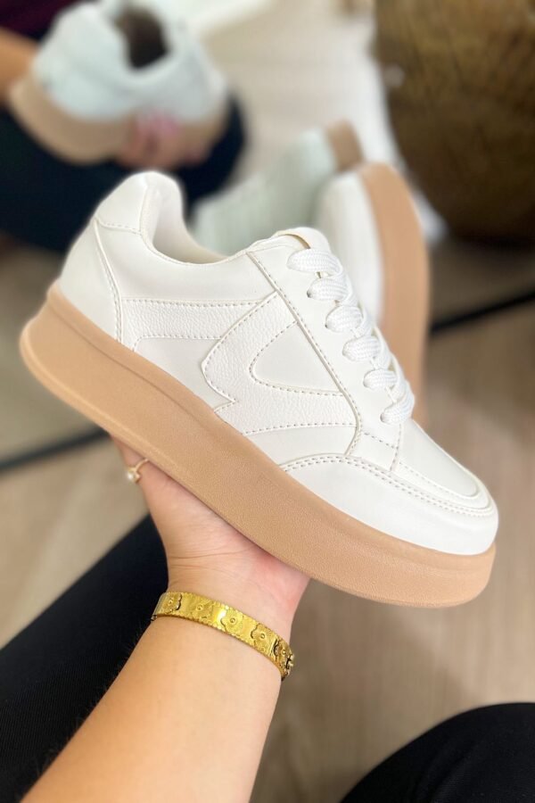 El complemento perfecto para elevar cualquier outfit.